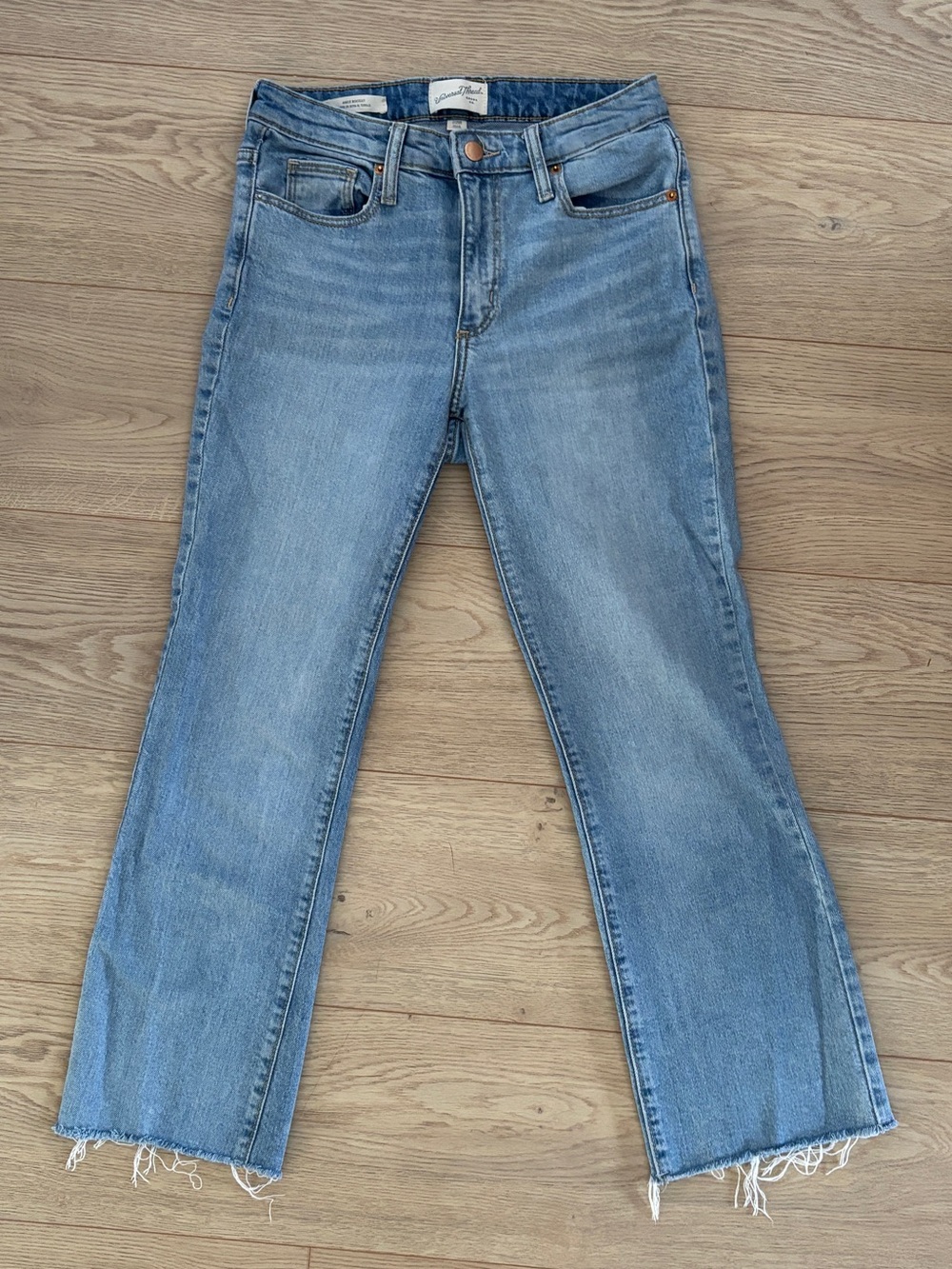 Universal Thread Medium Blue Straight Crop Jeans with Raw Hem